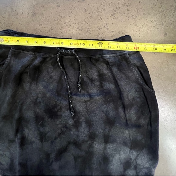 Sundry casual cotton skirt. Black and gray, size L. - Picture 6 of 7